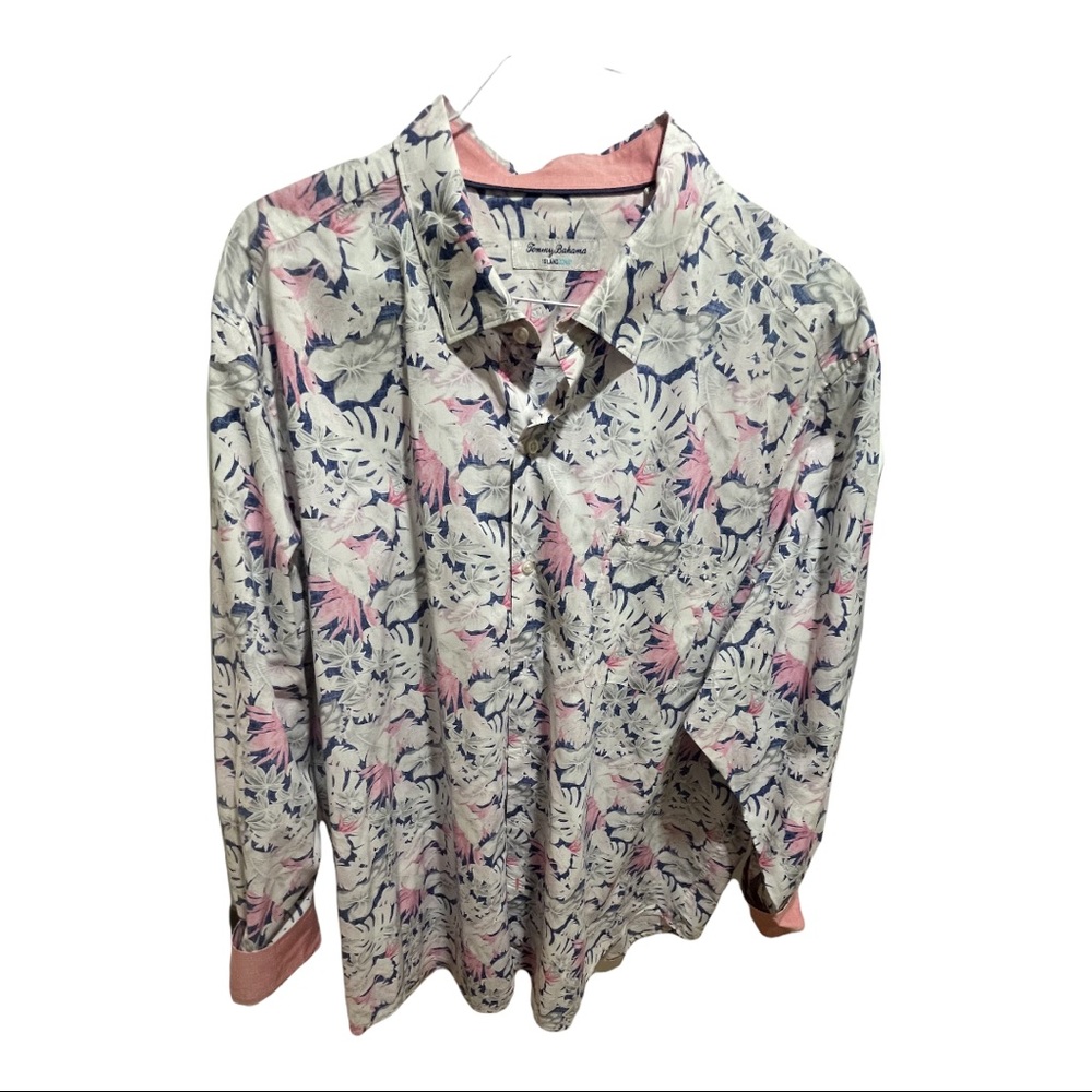 Tommy Bahama beach XXL Island Zone button down.